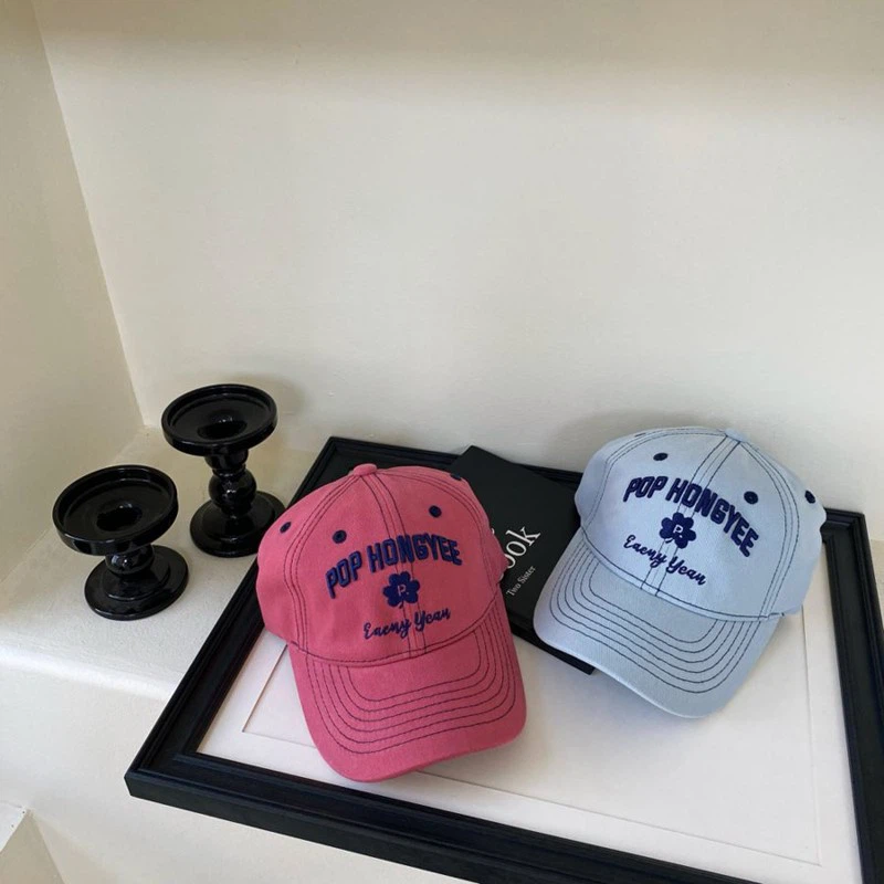 Embroidered baseball caps Embroidered baseball caps